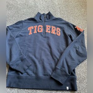 Detroit tigers excellent condition quarter zip